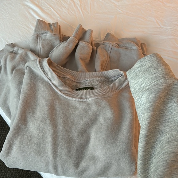 Daily Drills Oversized Crew in Congress - Picture 6 of 6